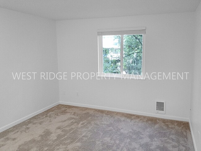 Building Photo - 12618 NW Barnes Rd