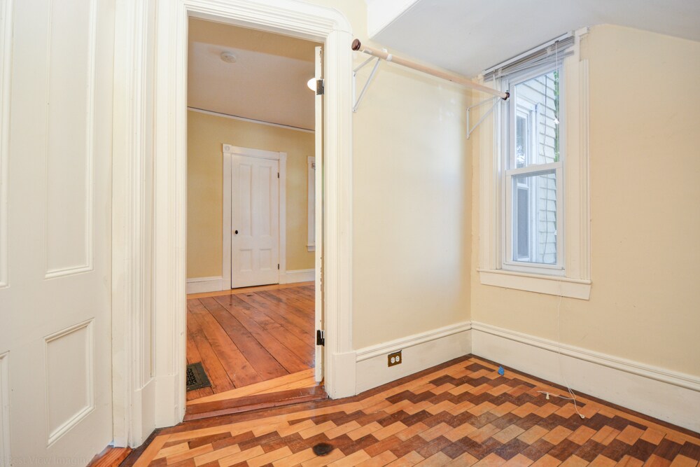 Building Photo - 48 South St