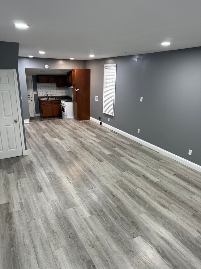 Open floor plan 1st floor - 104 Boyce St