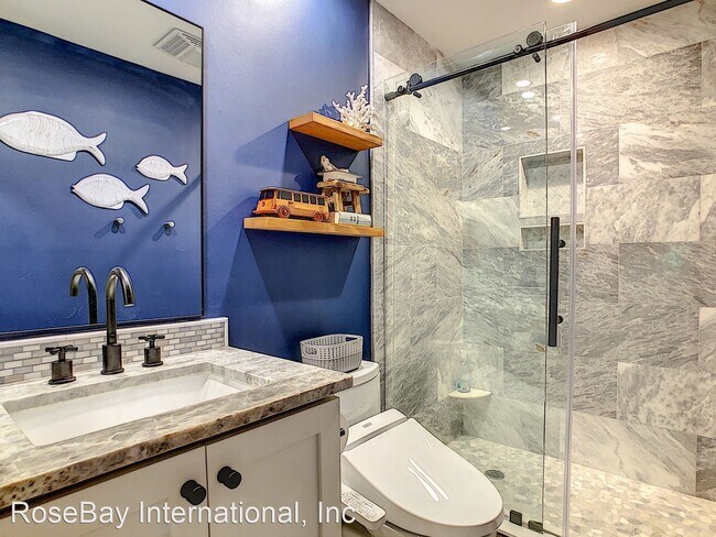 Building Photo - 4445 Oakley Greene