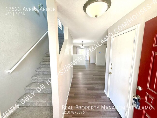 Building Photo - 12523 Avens Arbor
