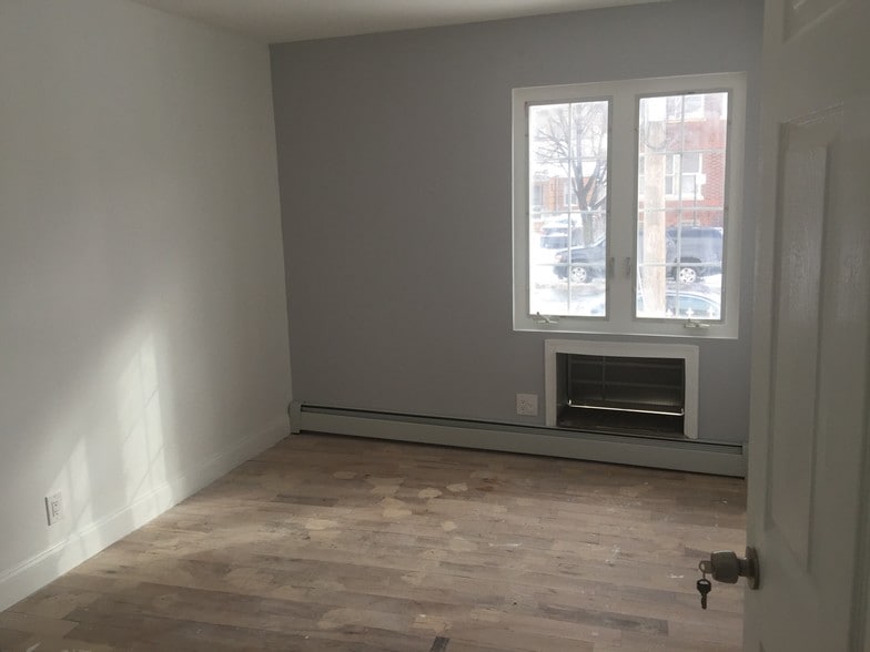 Building Photo - 9001 Farragut Rd