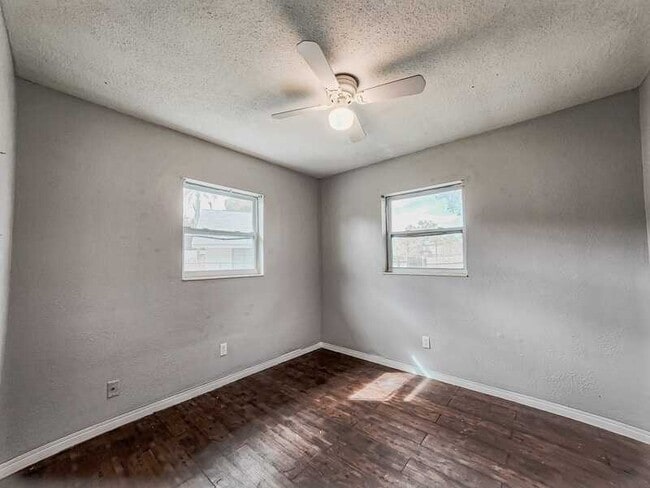 Building Photo - 5396-5368 68th Way N