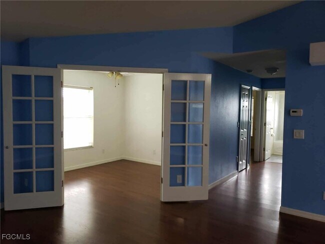 Building Photo - 5342 Bristo St