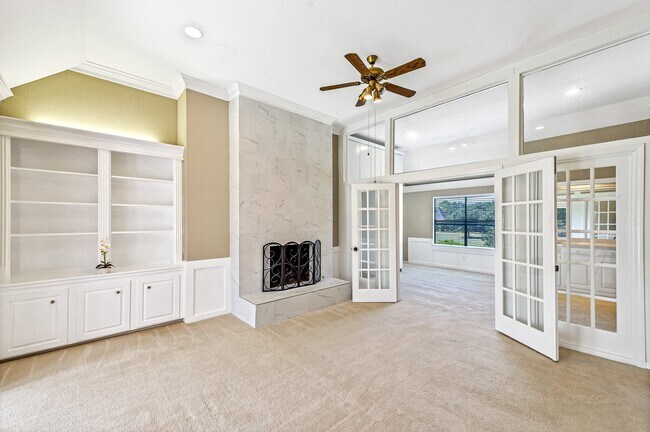 Building Photo - 21410 Ganton Dr