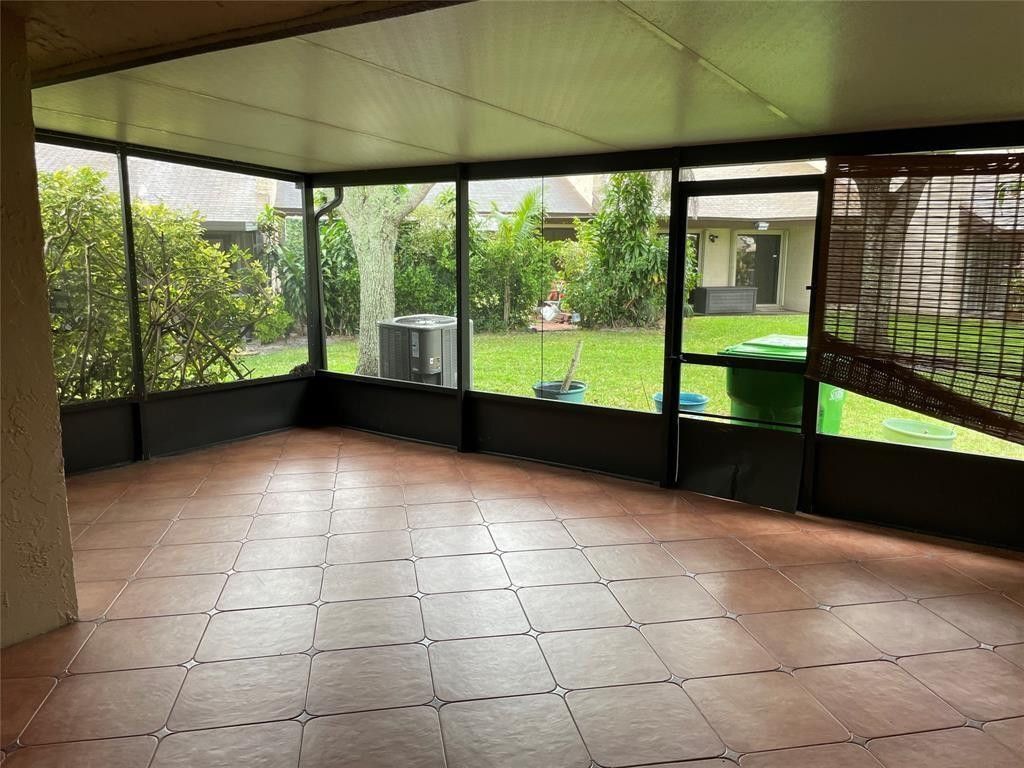 Building Photo - 8336 NW 37th Pl