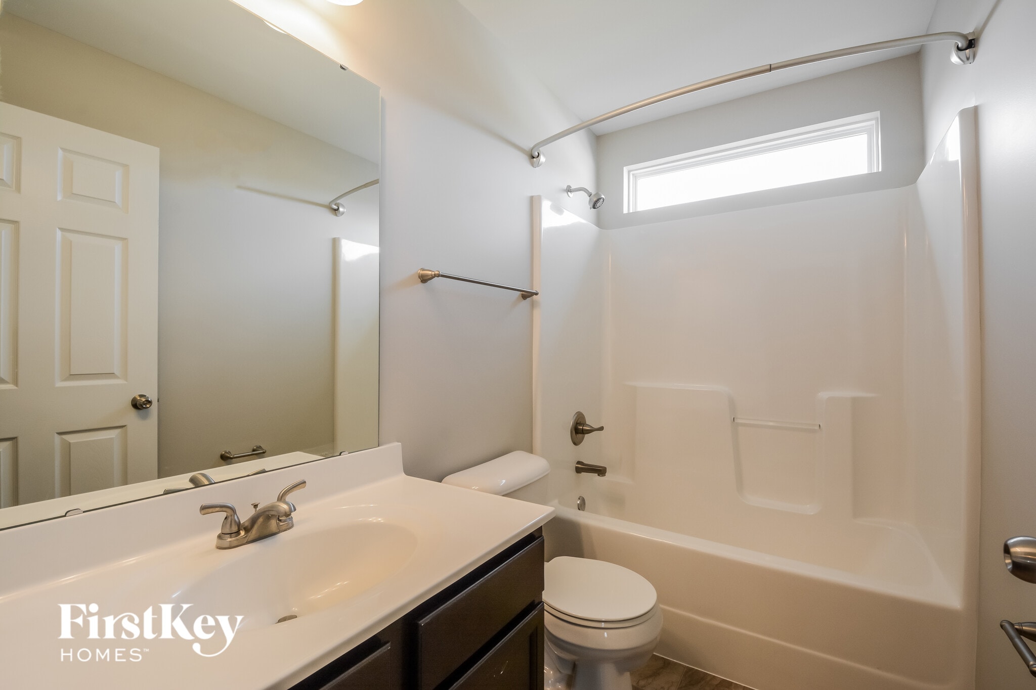 Building Photo - 121 Siena Dr