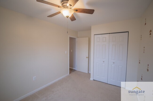 Building Photo - 21 Robin Ridge Ct