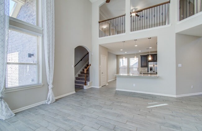 Building Photo - 29138 Crystal Rose Ln