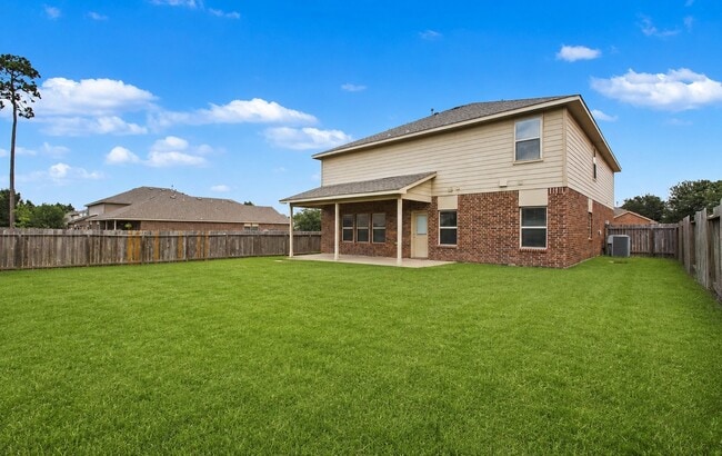 Building Photo - 166 Meadow Grove Dr
