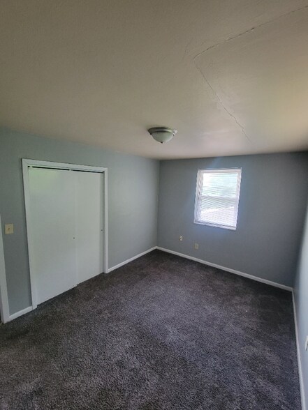 Building Photo - 3212 Elman Dr