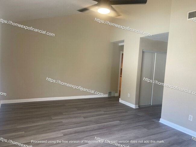 Building Photo - Nice House For Rent