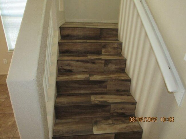 Building Photo - 1600 Hartsdale Dr