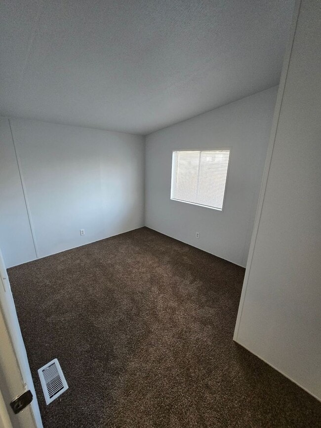 Building Photo - 5529 Shasta Way