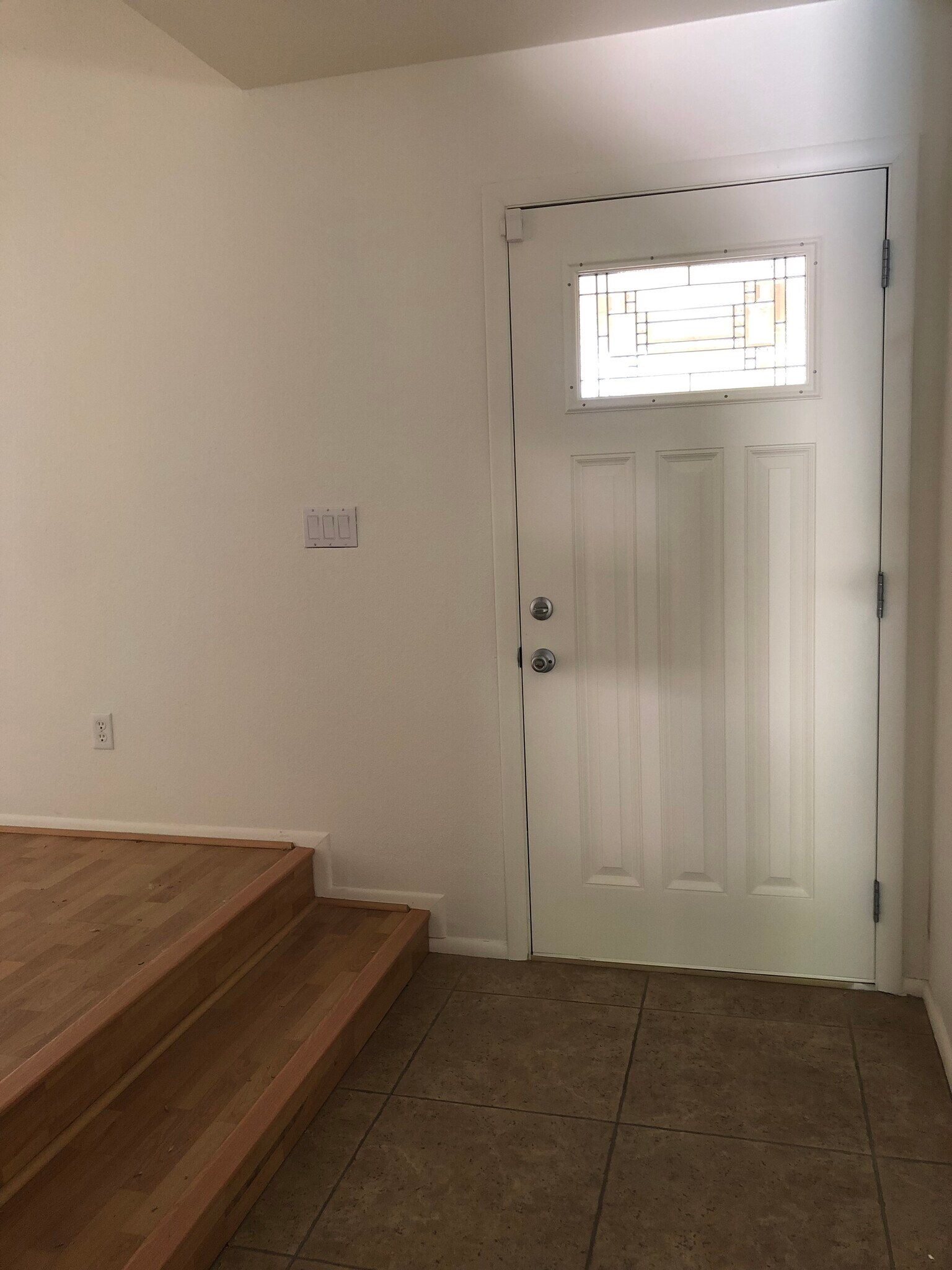 Entry - 2715 S Cottonwood