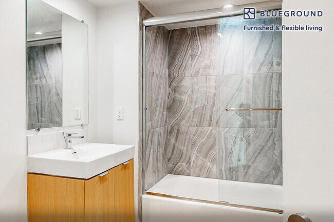 Building Photo - 1600 Venice Blvd.