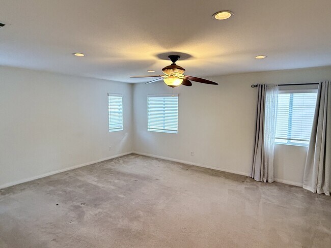 Building Photo - 11226 Evergreen Loop