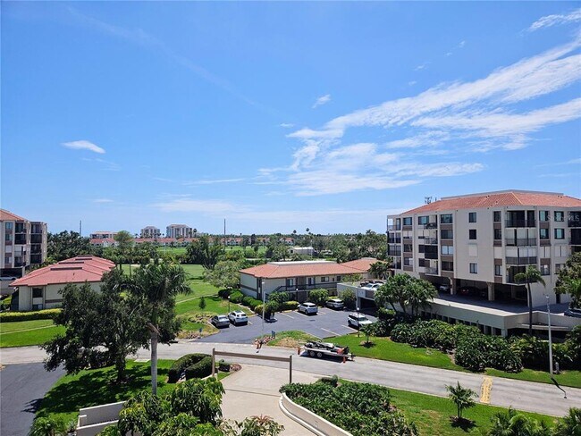 Building Photo - 6218 Palma Del Mar Blvd S