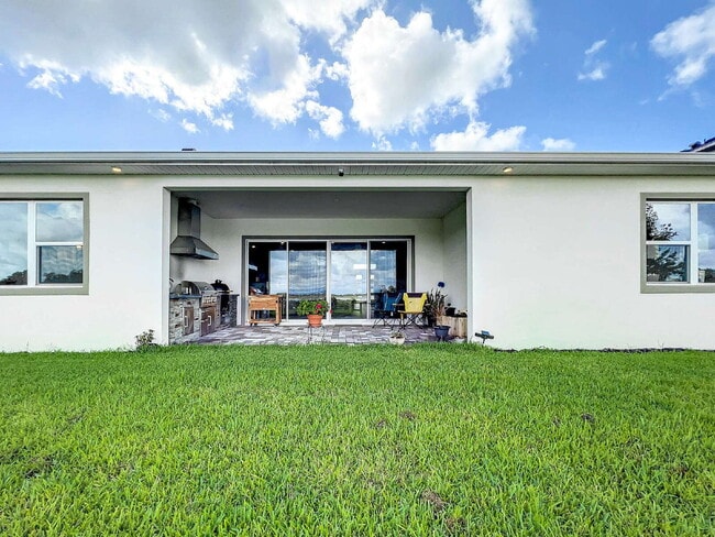 Building Photo - 8859 Ivy Stark Blvd