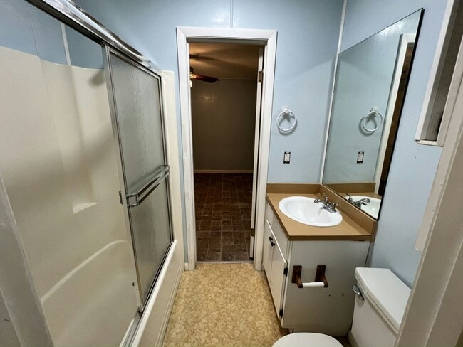 Building Photo - 7973 Elliott Rd