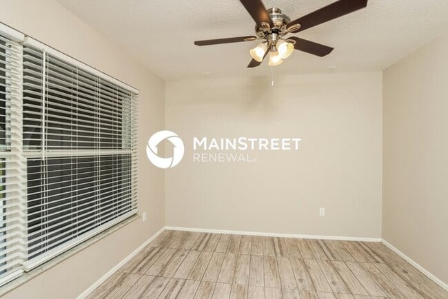 Building Photo - 4 Bedroom Pet-Friendly Home in Palm Bay, F...