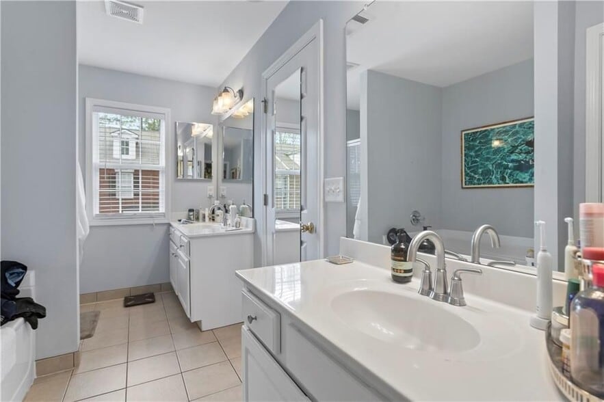 Building Photo - 2924 Wintercrest Way