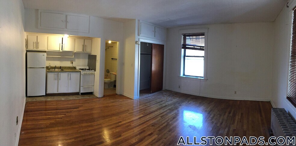 Building Photo - 153 Brighton Ave