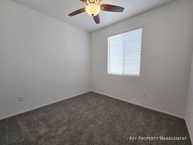 Building Photo - 5717 CRENELLATED St