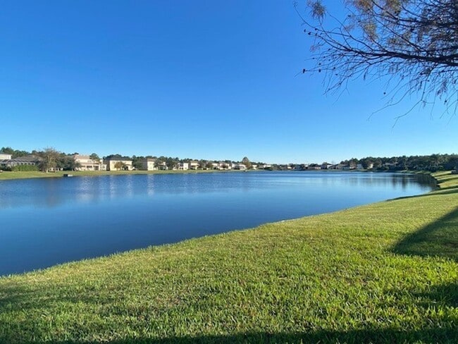 Building Photo - On the lake of Bayberry Lakes!