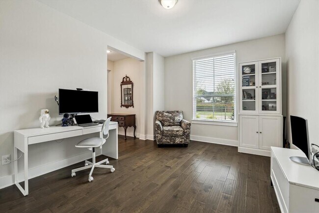 Building Photo - 14115 Garibaldi Dr