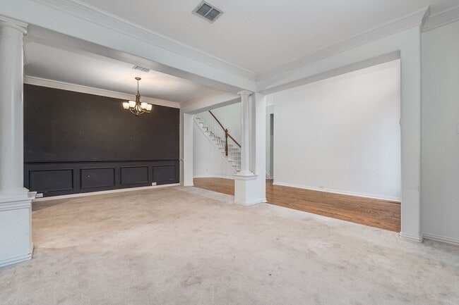 Building Photo - 3829 Bonita Dr