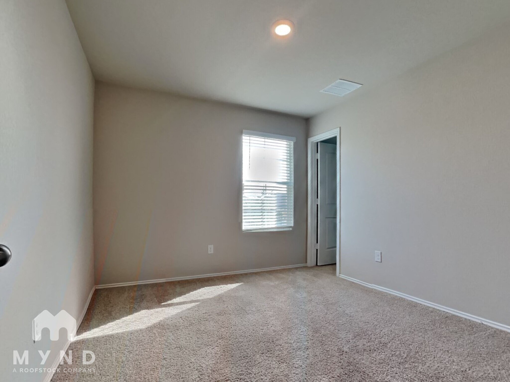 Building Photo - 15117 Siberian Elm Ln
