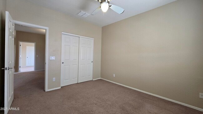 Building Photo - 6091 S 257th Dr