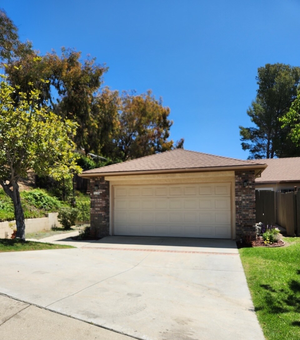 Building Photo - 6802 Chapman Pl