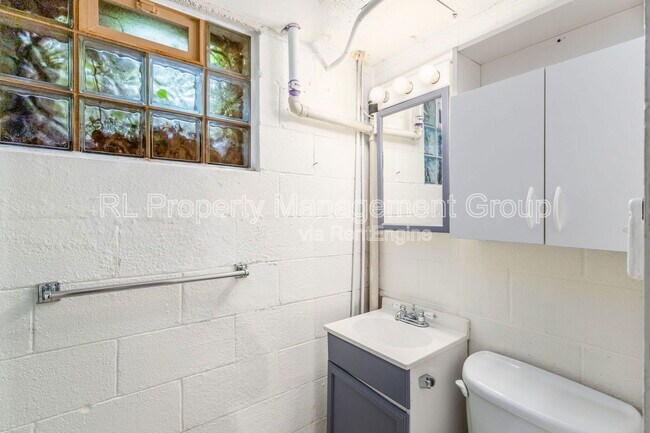 Building Photo - 413 Walhalla Rd