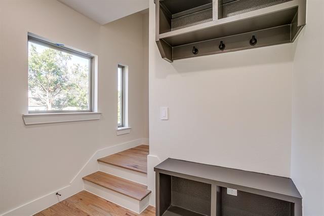 Building Photo - 2824 Weisenberger St