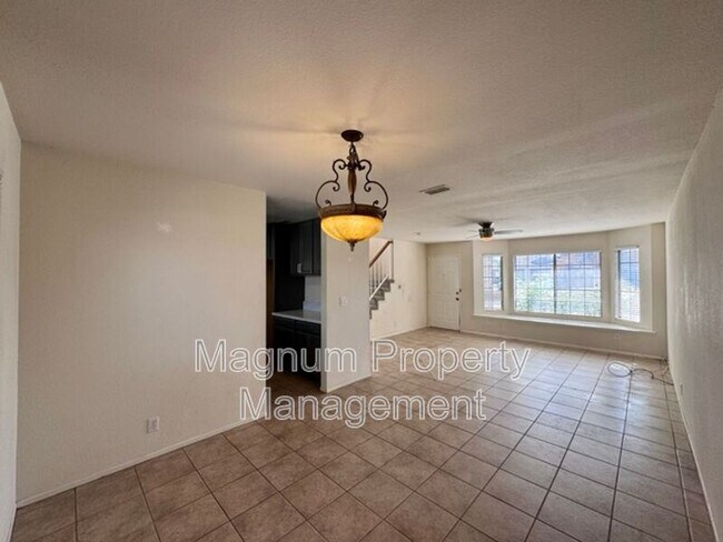 Building Photo - 29813 Park City Ave