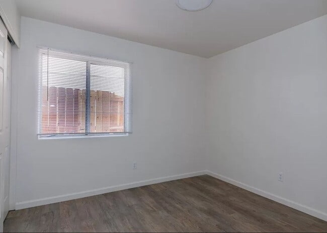 Building Photo - Charming Home For Rent