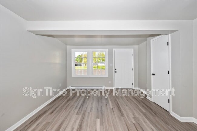 Building Photo - 15207 National Pike