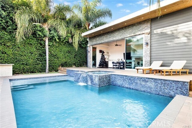 Building Photo - 12439 Kling St