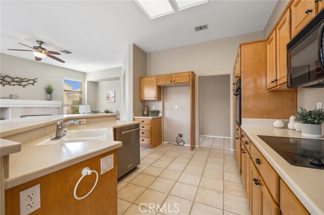 Building Photo - 78462 Palm Tree Ave