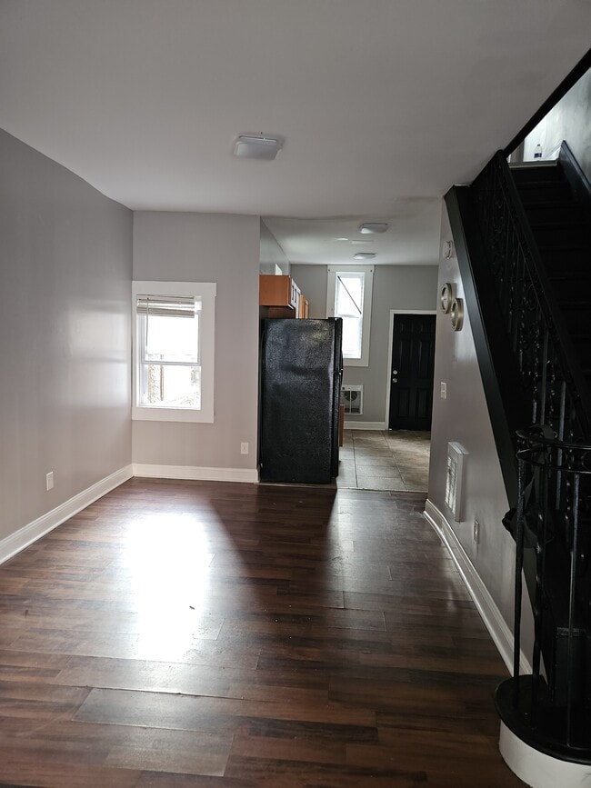 Building Photo - 3416 Ormes St
