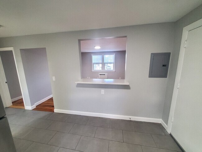 Building Photo - 433 B Sea St