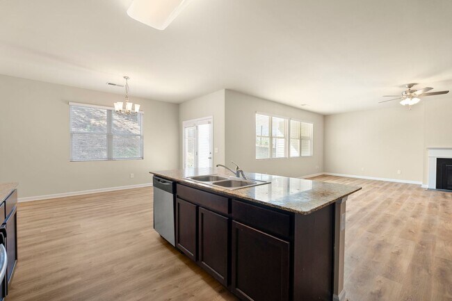 Building Photo - True Ranch Style Living! 2018 Built! 2300+...