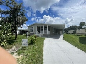 Building Photo - 134 Hibiscus Dr