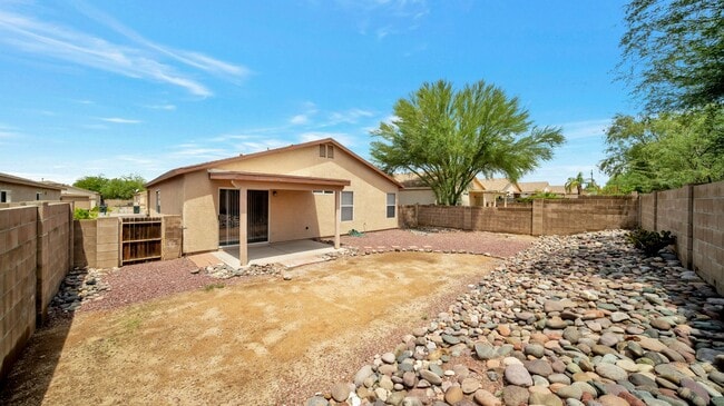 Building Photo - 3591 S Harrison Shadow Way