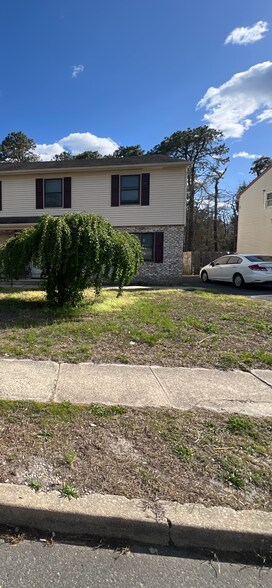 Building Photo - 150B Bay Shore Dr