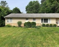 Building Photo - 117 N Hillsdale Dr