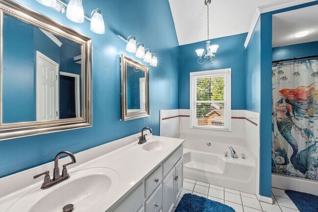 Building Photo - 299 Ashbrook Dr