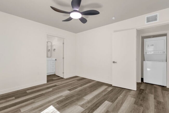 Building Photo - BRAND NEW EVERYTHING IN UPTOWN/BILTMORE AREA
